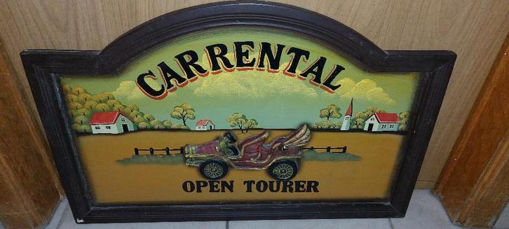 Houten pubbord met auto in 3D - reliëf, Antiek en Kunst, Curiosa en Brocante, Ophalen of Verzenden