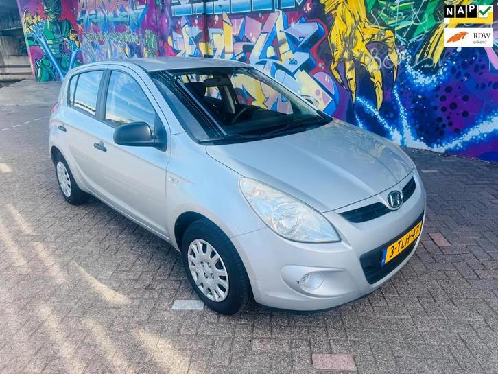 Hyundai I20 1.2i i-Drive ijskoude airco boeken aanwezig rijd, Auto's, Hyundai, Bedrijf, Te koop, i20, ABS, Airbags, Alarm, Centrale vergrendeling