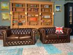 Twee Chesterfield banken bruin gevlamd, Ophalen of Verzenden