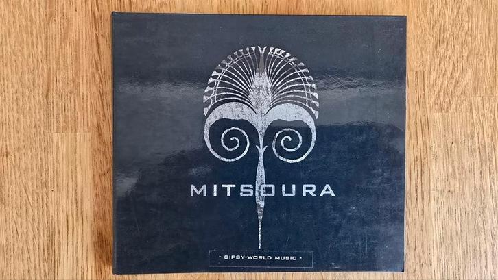 MITSOURA  Gispy-World Music CD  met 10 nummers, Cd's en Dvd's, Cd's | Overige Cd's, Zo goed als nieuw, Ophalen