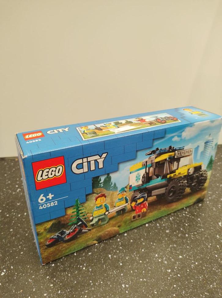 Lego - 40582 (GWP) 4x4 Terreinambulance redding, Kinderen en Baby's, Speelgoed | Duplo en Lego, Nieuw, Lego, Complete set, Ophalen of Verzenden