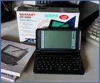 SHARP ZR-5800 retro in orig. doos, Verzamelen, Elektronische Apparatuur, Computers en Rekenmachines, Ophalen of Verzenden