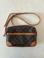 Louis Vuitton Trocadéro 27 Schoudertas Crossbody Bag, Sieraden, Tassen en Uiterlijk, Tassen | Schoudertassen, Ophalen of Verzenden