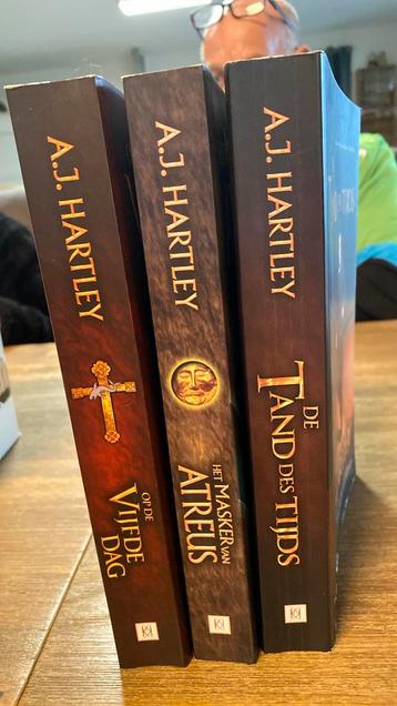 3x A.J. Hartley Boeken - Thrillers beschikbaar voor biedingen