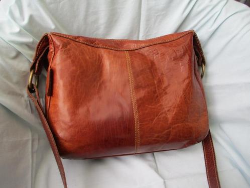 Grote tas ,v.a 25,00e, Sieraden, Tassen en Uiterlijk, Tassen | Damestassen, Gebruikt, Schoudertasje, Bruin, Ophalen of Verzenden