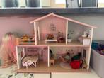 Poppenhuis met poppetjes nieuw, Kinderen en Baby's, Ophalen of Verzenden, Zo goed als nieuw, Poppenhuis