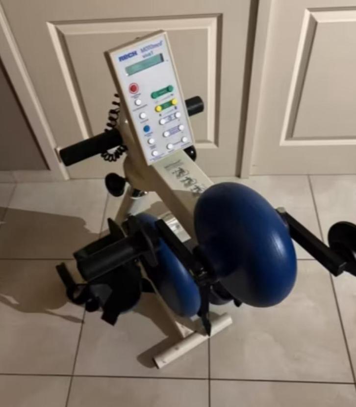 Motomed viva 1 armen en benen, Diversen, Verpleegmiddelen, Zo goed als nieuw, Verzenden