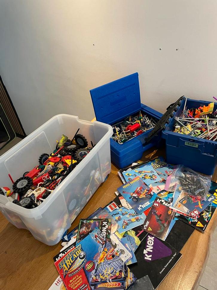 Grote partij K'nex met boekjes, Kinderen en Baby's, Speelgoed | Bouwstenen, Gebruikt, K'nex, Ophalen