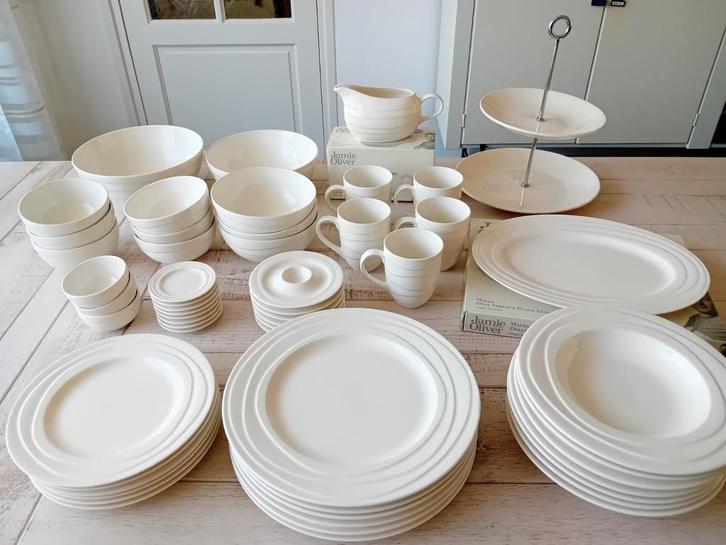 Zeer compleet puntgaaf Jamie Oliver waves servies., Huis en Inrichting, Keuken | Servies, Zo goed als nieuw, Compleet servies
