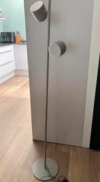 MADE vloerlamp (LED), Huis en Inrichting, Lampen | Vloerlampen, Ophalen, Zo goed als nieuw