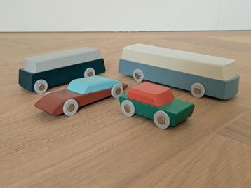 Set van 4 auto's van Floris Hovers uit de 1e en 2e oplage beschikbaar voor biedingen