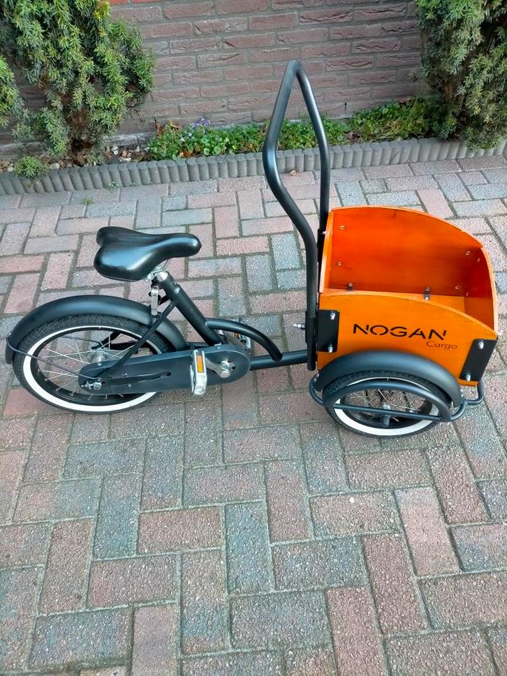 Kinder bakfietsje leeftijd vanaf 4 jaar, Fietsen en Brommers, Fietsen | Bakfietsen, Zo goed als nieuw, 1 kind, Ophalen