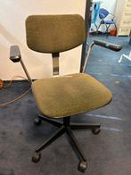 Vintage Gispen bureaustoel met armleuningen, Huis en Inrichting, Bureaustoelen, Ophalen, Gebruikt, Bruin, .