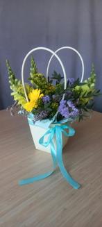 Samenstelling van verse bloemen, Ophalen of Verzenden, Zo goed als nieuw