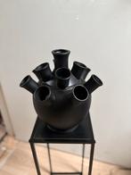 Zwarte Tulp Vaas, Zwart, Aardewerk of Porselein, Ophalen of Verzenden, Zo goed als nieuw