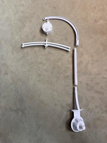Mobile voor aan babybedje beschikbaar voor biedingen