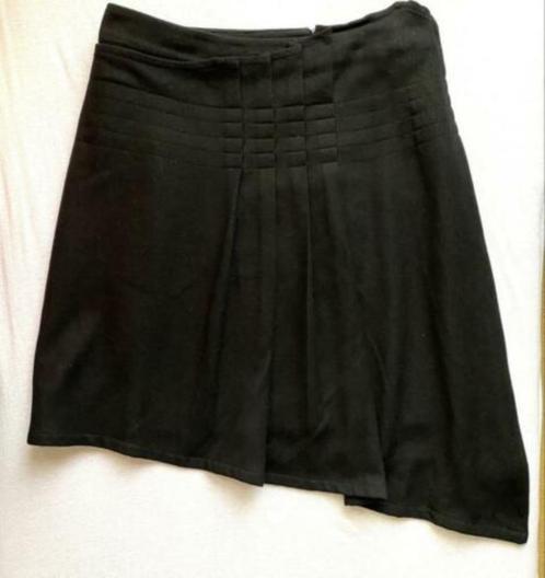 Emma asymmetrische rok maat 42, Kleding | Dames, Rokken, Zo goed als nieuw, Maat 42/44 (L), Zwart, Boven de knie, Verzenden