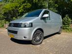 Gereviseerde Volkswagen Transporter 132KW L2 H1 automaat DSG, Auto's, Euro 5, 4 cilinders, Diesel, Grijs