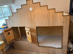 Leuke houten stapelbed met A’damse trapgevel, Ophalen, Gebruikt, Stapelbed