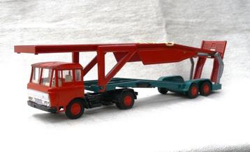 Lion Toys 50 Daf 2600 + autotransport oplegger. beschikbaar voor biedingen