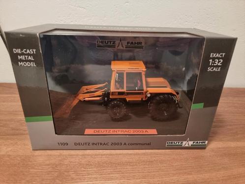Deutz Intrac 2003A Communal Weise Toys, Hobby en Vrije tijd, Modelauto's | 1:32, Nieuw, Tractor of Landbouw, Overige merken, Ophalen of Verzenden
