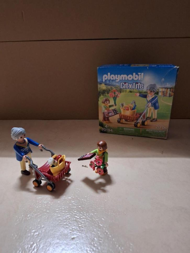 Playmobil - oma met kleinkind - 70194, Kinderen en Baby's, Speelgoed | Playmobil, Nieuw, Complete set, Ophalen of Verzenden