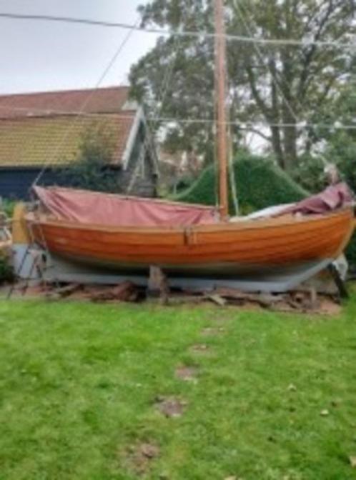 Hele mooie Zweedse zeilsloep-snipa met  Volvo diesel, Watersport en Boten, Open zeilboten, Zo goed als nieuw, Overige typen, 6 meter of meer