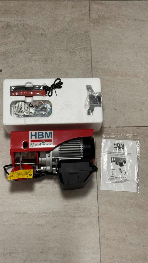 HBM 250 Kg Elektrische Takel met Afstandsbediening, Doe-het-zelf en Verbouw, Lieren en Takels, Nieuw, Elektrisch, Ophalen