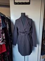 Jurk pretty little thing maat 38, Kleding | Dames, Ophalen of Verzenden, Zo goed als nieuw, Maat 38/40 (M), Boven de knie