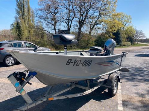 Smokercraft visboot, Watersport en Boten, Vis- en Consoleboten, Zo goed als nieuw, 10 tot 30 pk, 3 tot 6 meter, Benzine, Buitenboordmotor