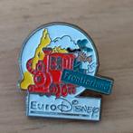 ESSO DISNEY PIN FRONTIERLAND GOOFY IN LOCOMOTIEF-TREIN, Verzamelen, Verzenden, Zo goed als nieuw, Speldje of Pin