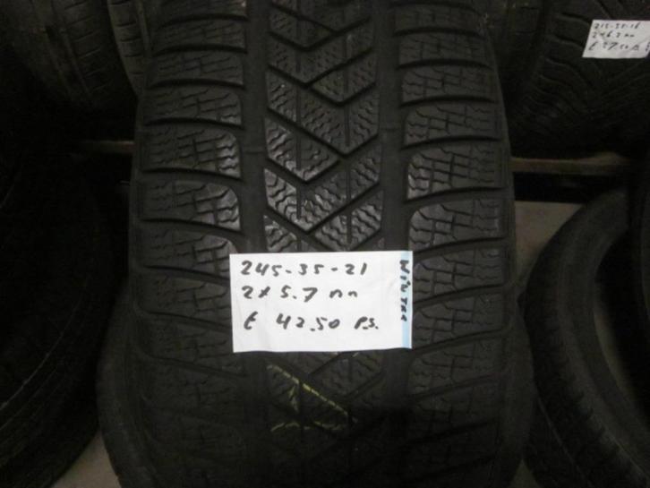 245 35 21 Pirelli SottoZero 3 Winter winterbanden, Auto-onderdelen, Banden en Velgen, Band(en), Winterbanden, 21 inch, 245 mm