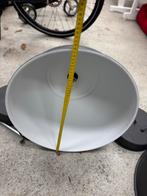 Twee grote industriële lampenkappen, Ophalen, Gebruikt, Zwart, Rond