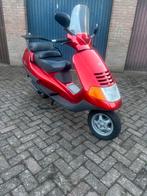 Hexagon 150cc, Fietsen en Brommers, Scooters | Piaggio, Ophalen of Verzenden, Zo goed als nieuw, Benzine, Overige modellen