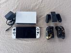 Nintendo Switch OLED Bundel = Direct Klaar om te Gamen!, Spelcomputers en Games, Switch OLED, Met games, Met 2 controllers, Ophalen of Verzenden