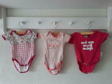2x Roze Romper korte mouwen Maat 50/56 beschikbaar voor biedingen