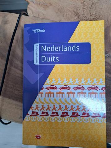 Van Dale Pocketwoordenboek Nederlands-Duits beschikbaar voor biedingen