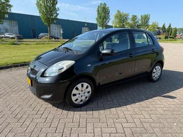 Toyota Yaris 1.3 VVTi Automaat Airco beschikbaar voor biedingen