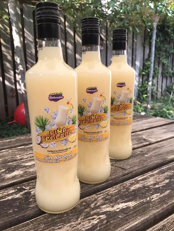 3 flessen alcoholvrije piña colada 70cl beschikbaar voor biedingen