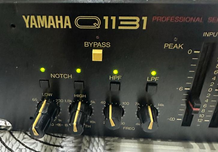 Yamaha Q1131 grafische equalizer, Muziek en Instrumenten, Effecten, Volume, Ophalen of Verzenden