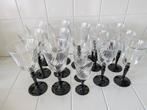 Luminarc Wijnglazen Zwarte Voet Swirl, Glas of Glazen, Gebruikt, Ophalen of Verzenden, Glas