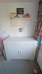 Commode met bijpassend plankje, Kinderen en Baby's, Kinderkamer | Commodes en Kasten, Ophalen, Gebruikt, 50 tot 70 cm, 100 cm of meer
