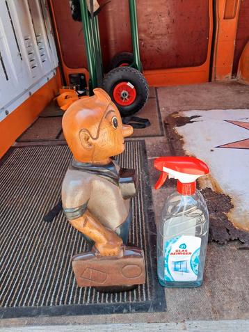 Mooi beeld van Kuifje Tintin van hout in nette staat beschikbaar voor biedingen