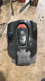 Husqvarna 320 robotmaaier, Tuin en Terras, Ophalen, Gebruikt, Met regensensor, 20 tot 25 cm