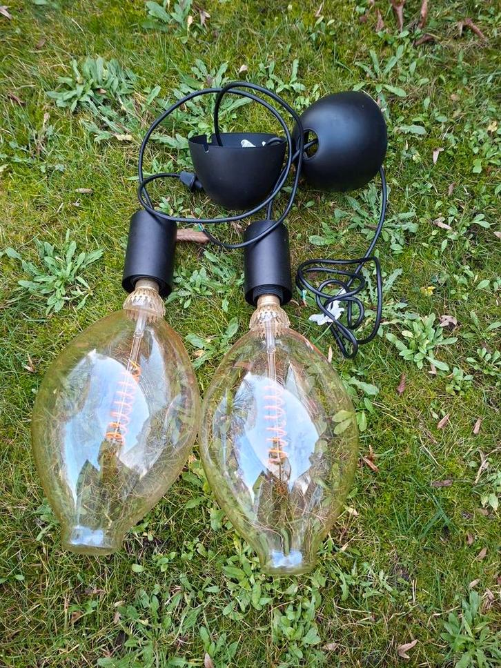 IKEA Hanglampen voor boven de eettafel, Huis en Inrichting, Lampen | Hanglampen, Gebruikt, Minder dan 50 cm, Glas, Metaal, Ophalen of Verzenden