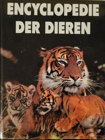 Boek Encyclopedie der Dieren 560 pagina's beschikbaar voor biedingen