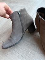 Gabor Taupe Suede Enkellaarsjes Maat 39, Ophalen of Verzenden, Gedragen, Bruin, Lage of Enkellaarzen
