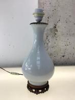 Witte vintage design tafellamp, Huis en Inrichting, Lampen | Tafellampen, Ophalen, Mid century, Zo goed als nieuw, Minder dan 50 cm