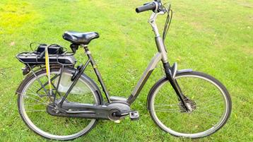Mooie goede unisex damesfiets E-bike Sparta B2 Bosch 57cm N8 beschikbaar voor biedingen