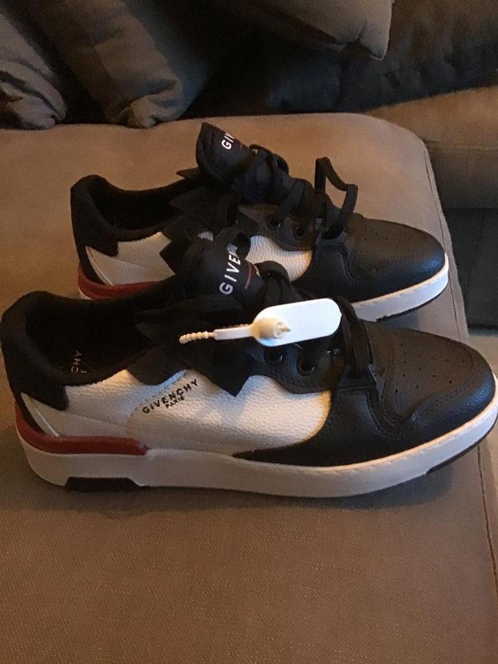 givenchy sneakers,balmain gucci prada amiri versace, Kleding | Heren, Schoenen, Nieuw, Sneakers of Gympen, Overige kleuren, Ophalen of Verzenden